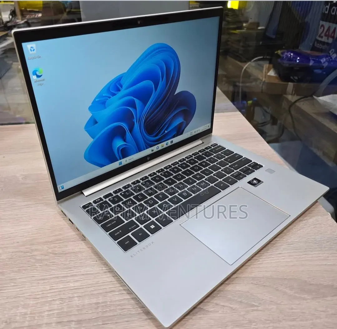 Laptop HP EliteBook 845 G10 8GB AMD Ryzen 7 SSD 256GB