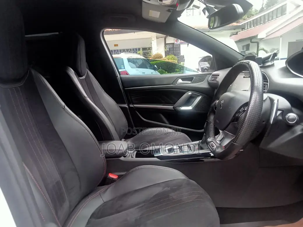 Peugeot 308 2018 White