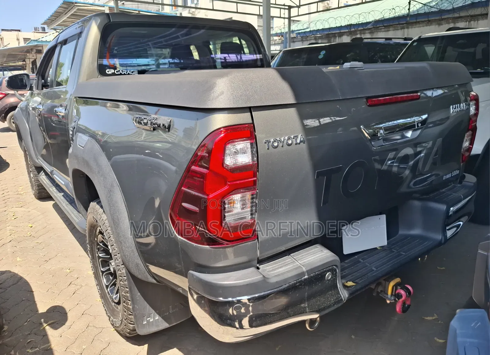 Toyota Hilux 2021 Gold
