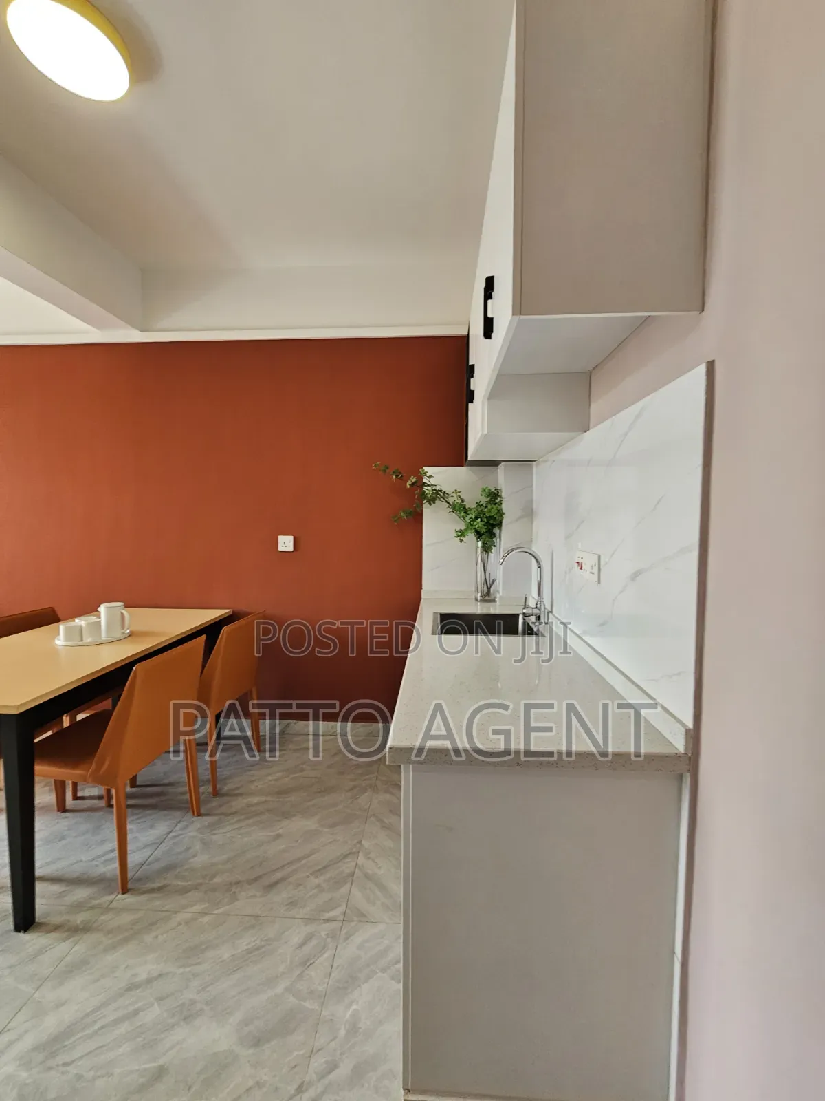 1bdrm Apartment in Lavington Area, Near, Racecourse for sale