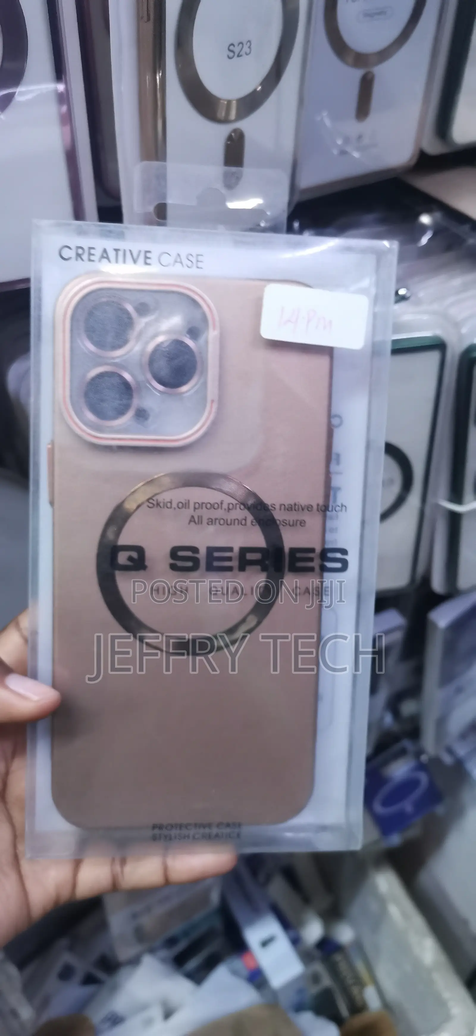Magnetic Protective Phone Case Features a Sleek Matte Rose Gold
