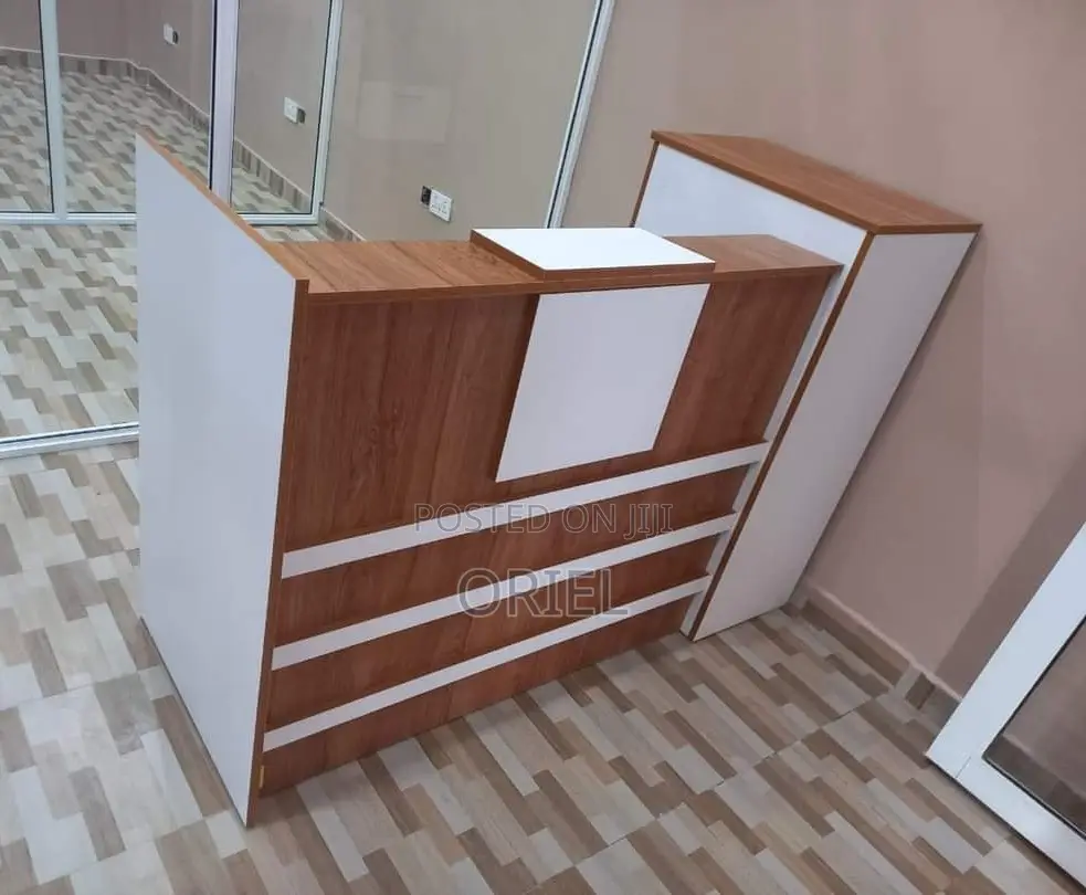 Office Reception Desk : 1.6M Custom Reception Counter Desk