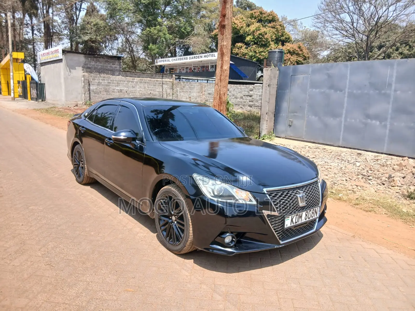 Toyota Crown 2014 Black