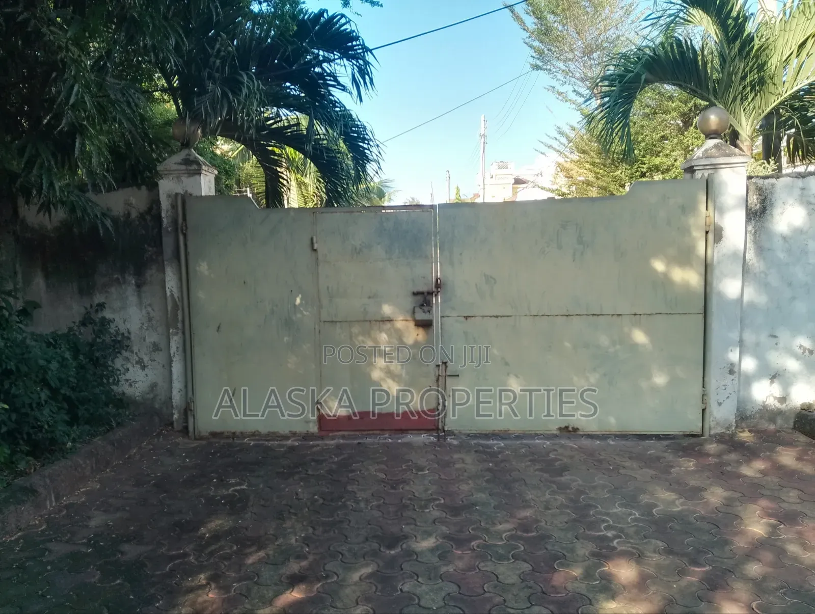 4bdrm Maisonette in Nyali Estate for sale