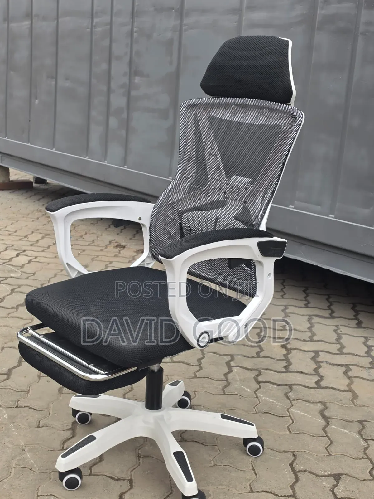 Orthopedic Chair With Footrest