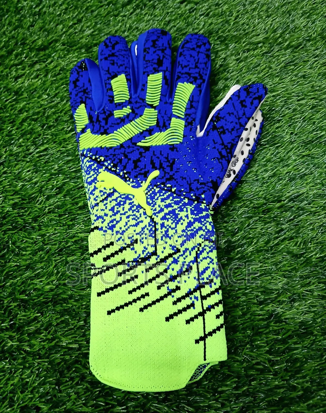 Ultimate Cosmic Art Future Goalkeeper Gloves