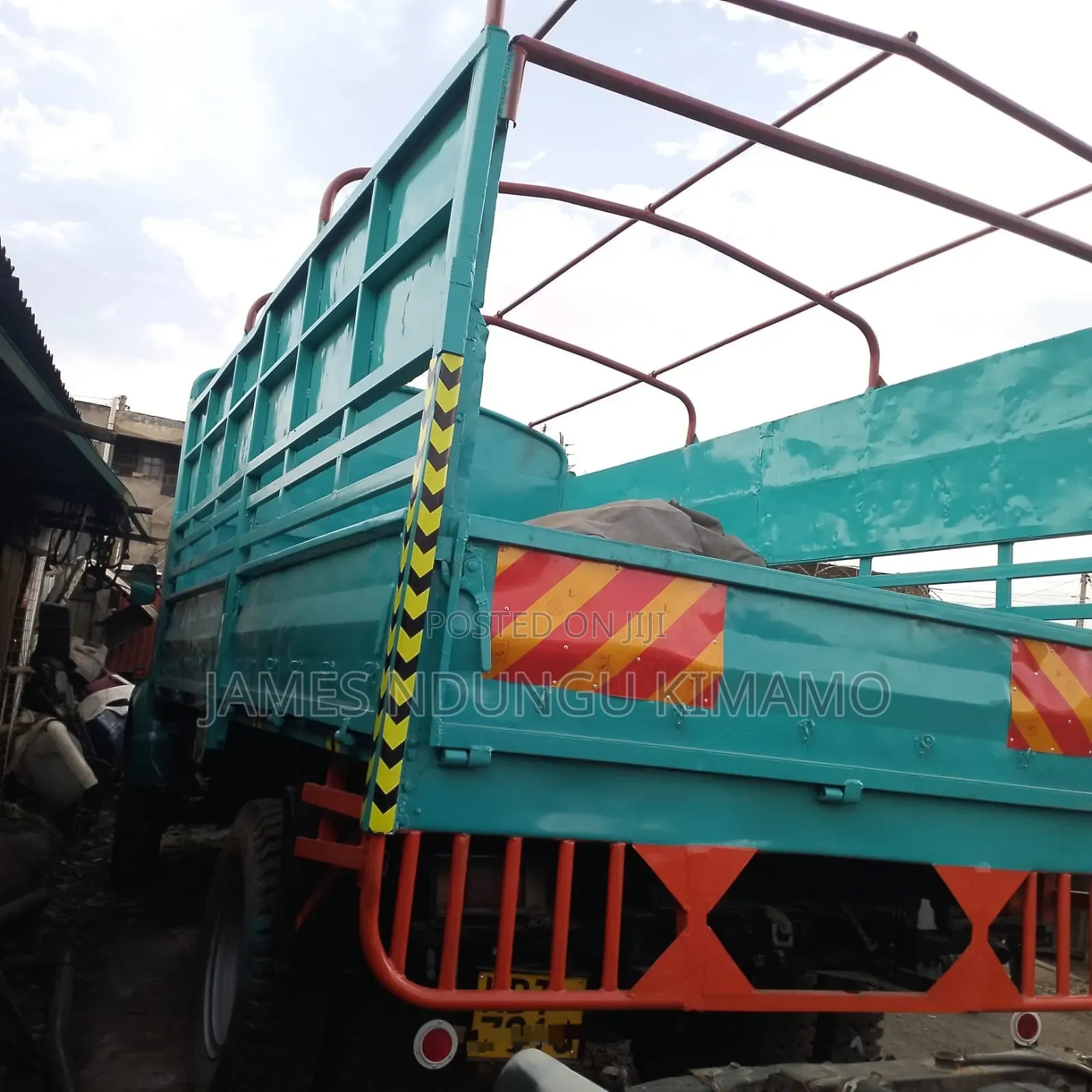 Mercedes Benz Truck 911 on Quick Sale