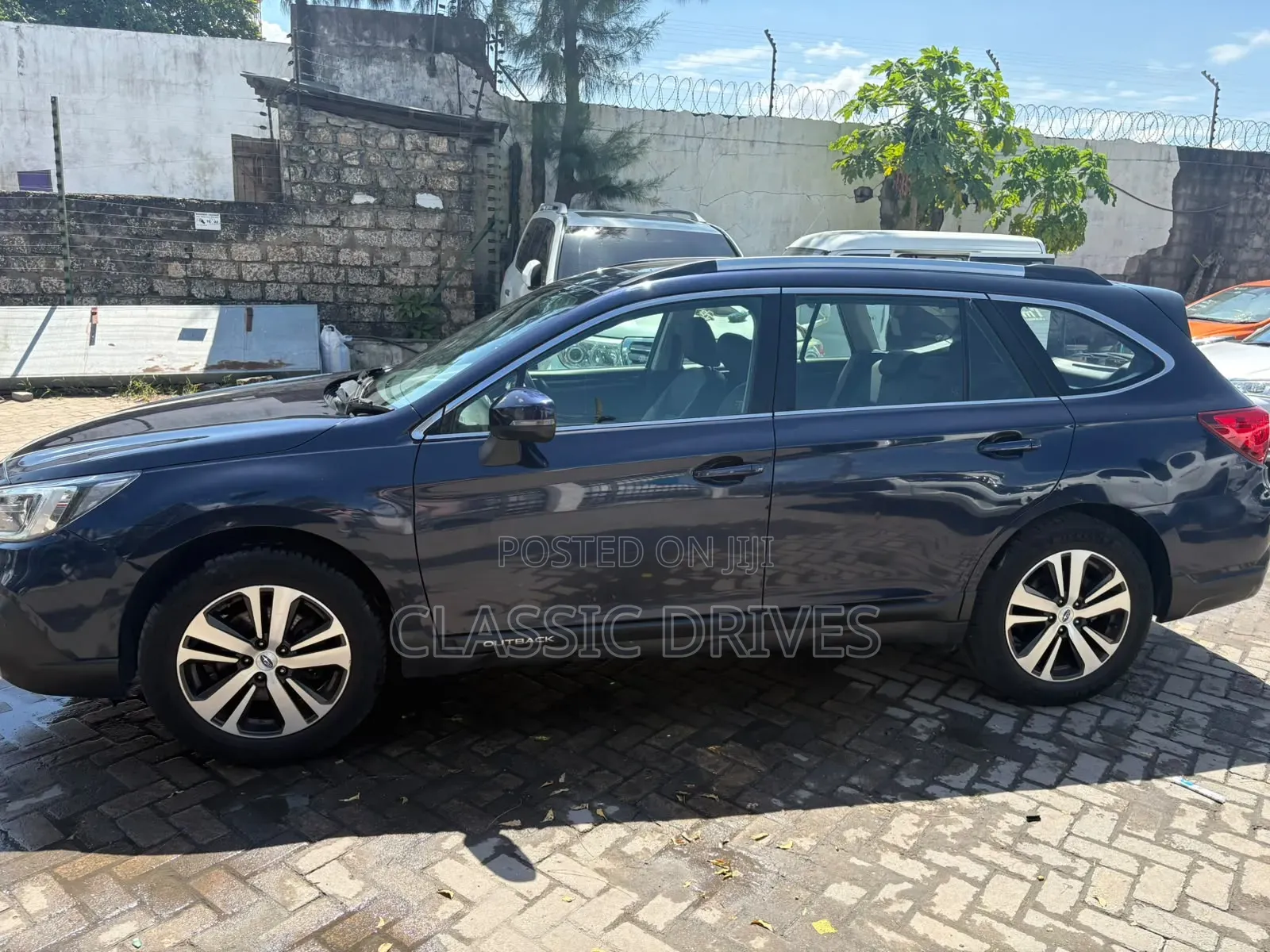 Subaru Outback 2019 Blue