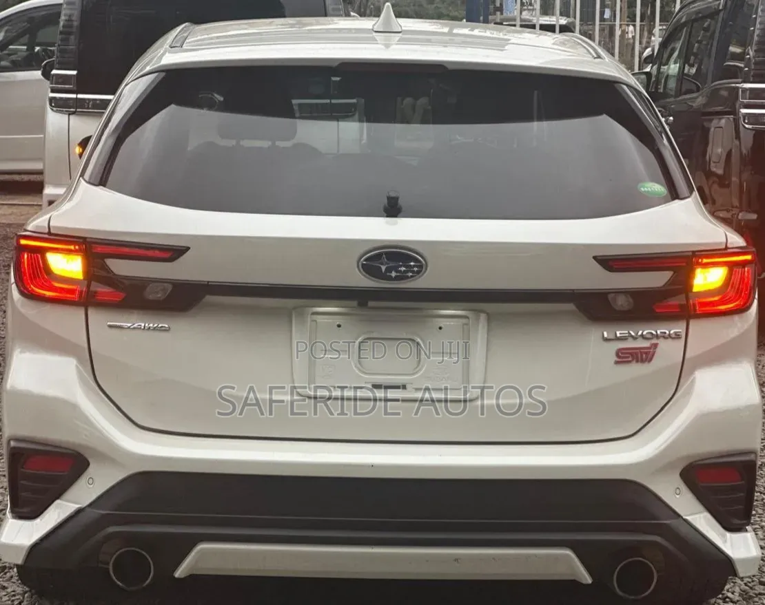Subaru Levorg 2020 White