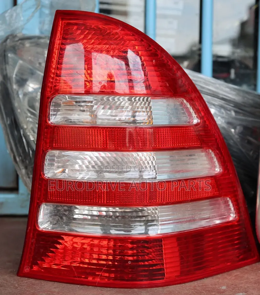 Mercedes Benz C-Class S203 Taillight
