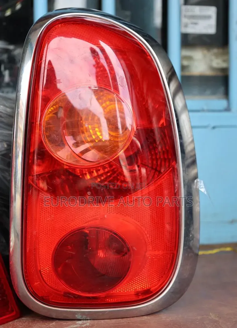 Mini Cooper Countryman R60 Taillight