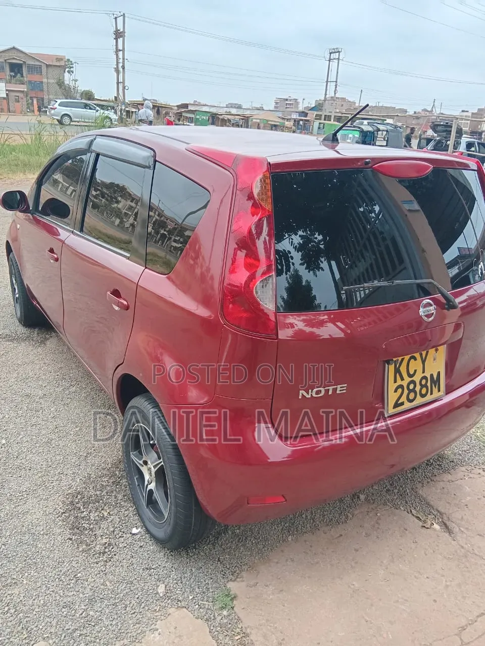 Nissan Note 2012 Red