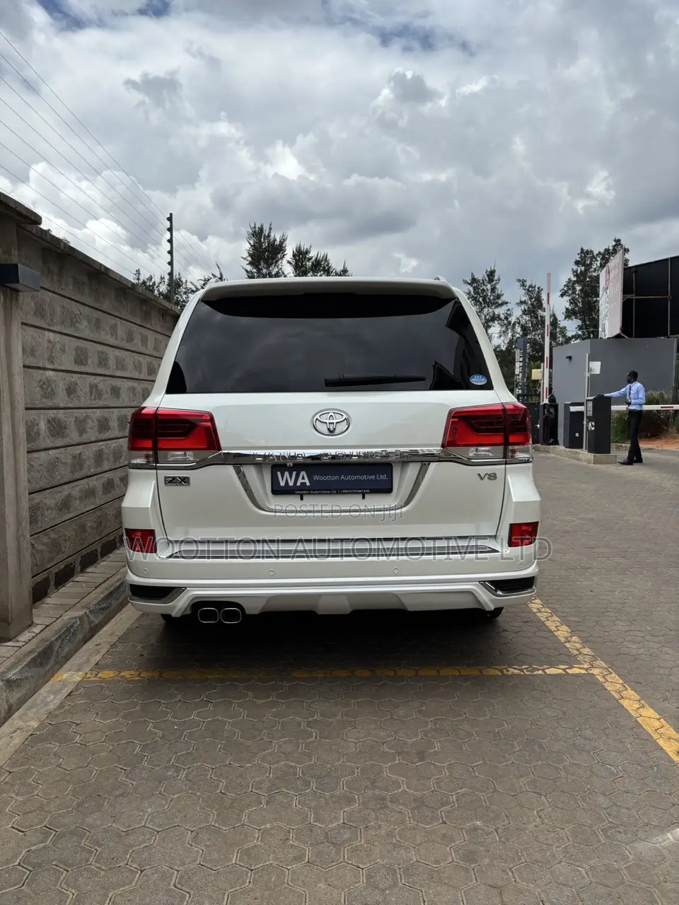 Toyota Land Cruiser 2018 Pearl