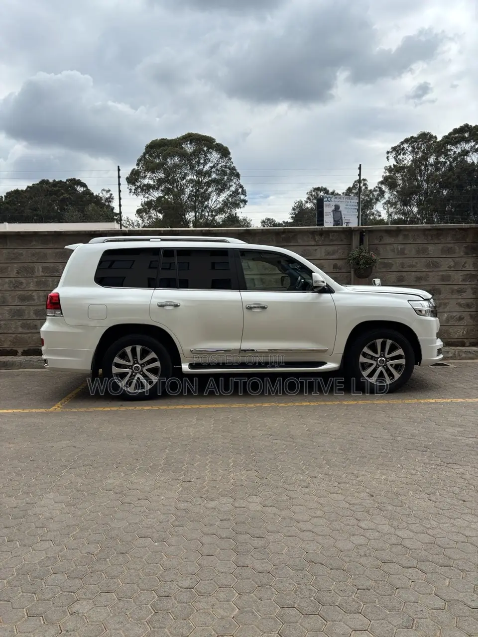 Toyota Land Cruiser 2018 Pearl