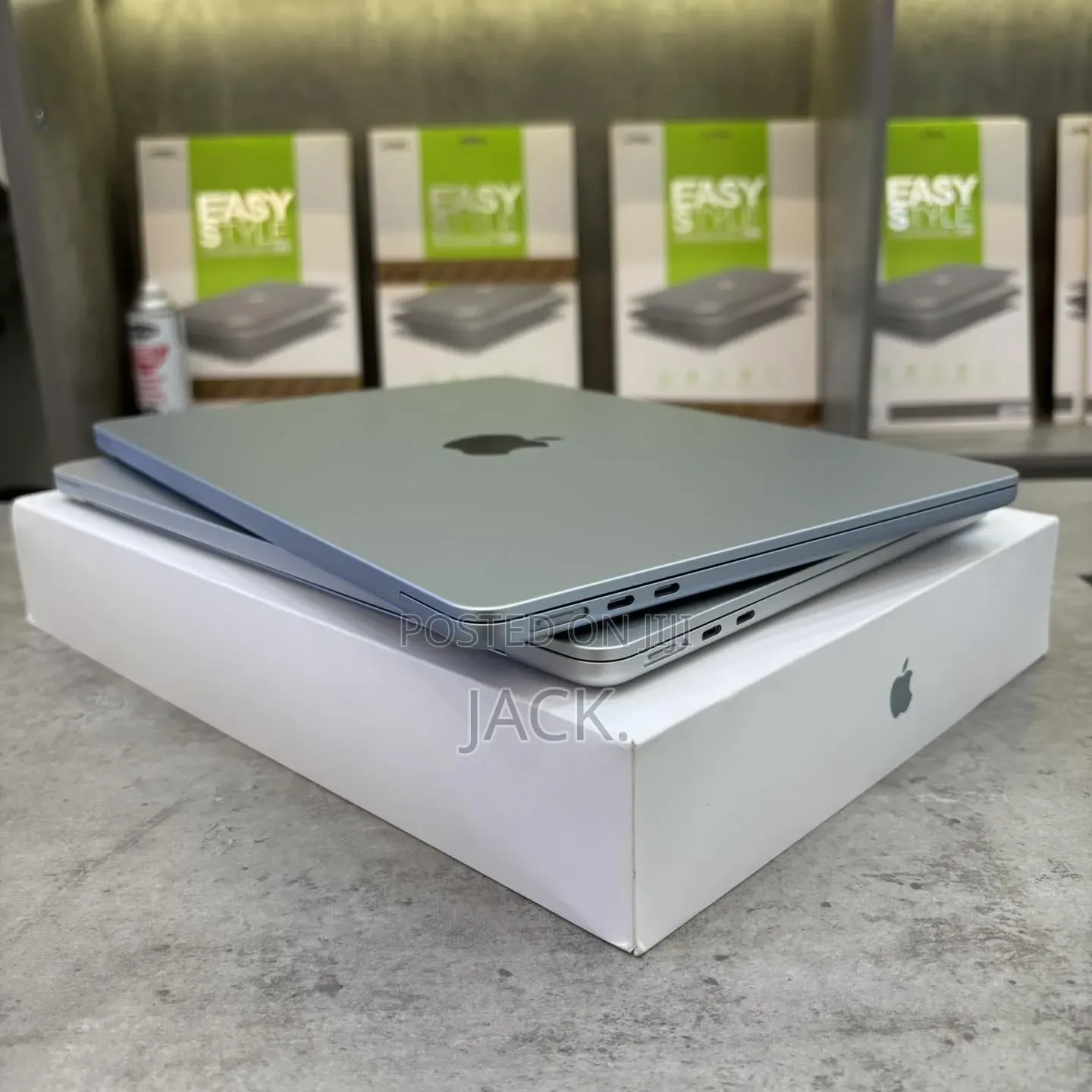 Laptop Apple MacBook Pro 2023 M3 8GB Apple M3 SSD 512GB