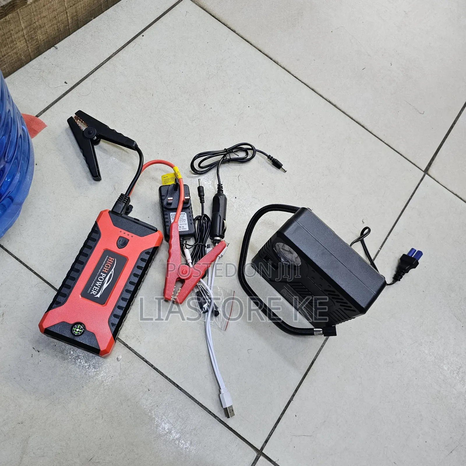 Portable 12V Car Jump Starter Kit With Tyre Inflator 99800mAh