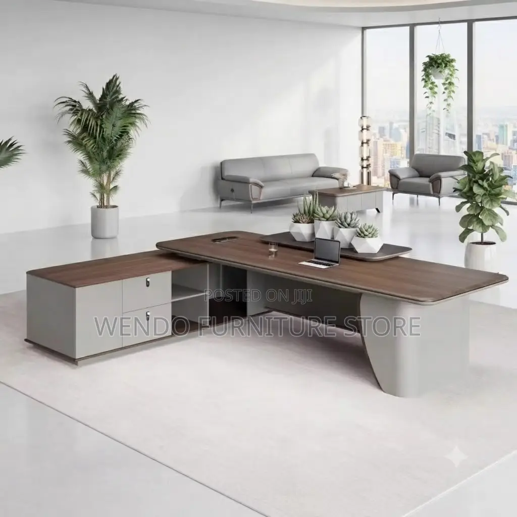 Office Desk; 1.6 Meters Executive Management Commanding Desk