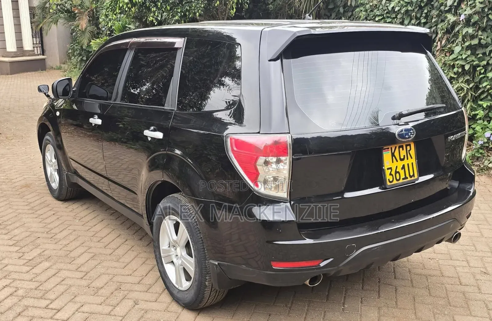 Subaru Forester 2012 Black
