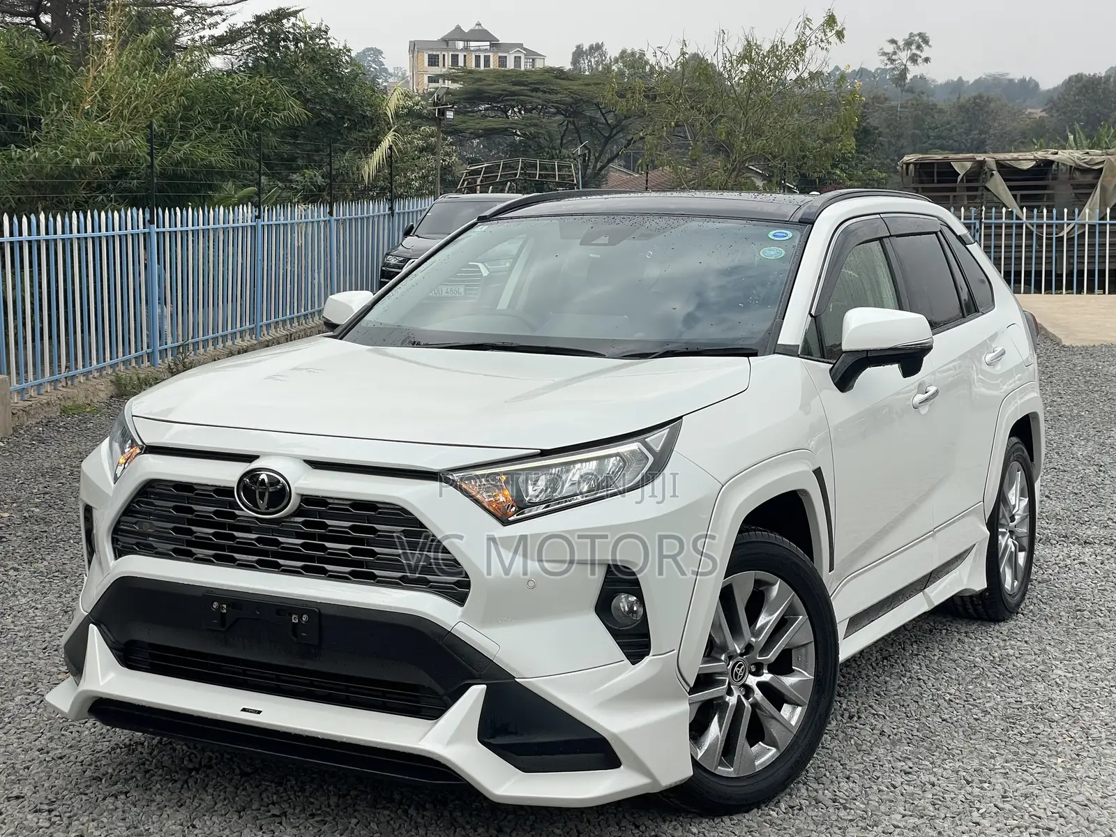 Toyota RAV4 TRD Off Road AWD 2020 White