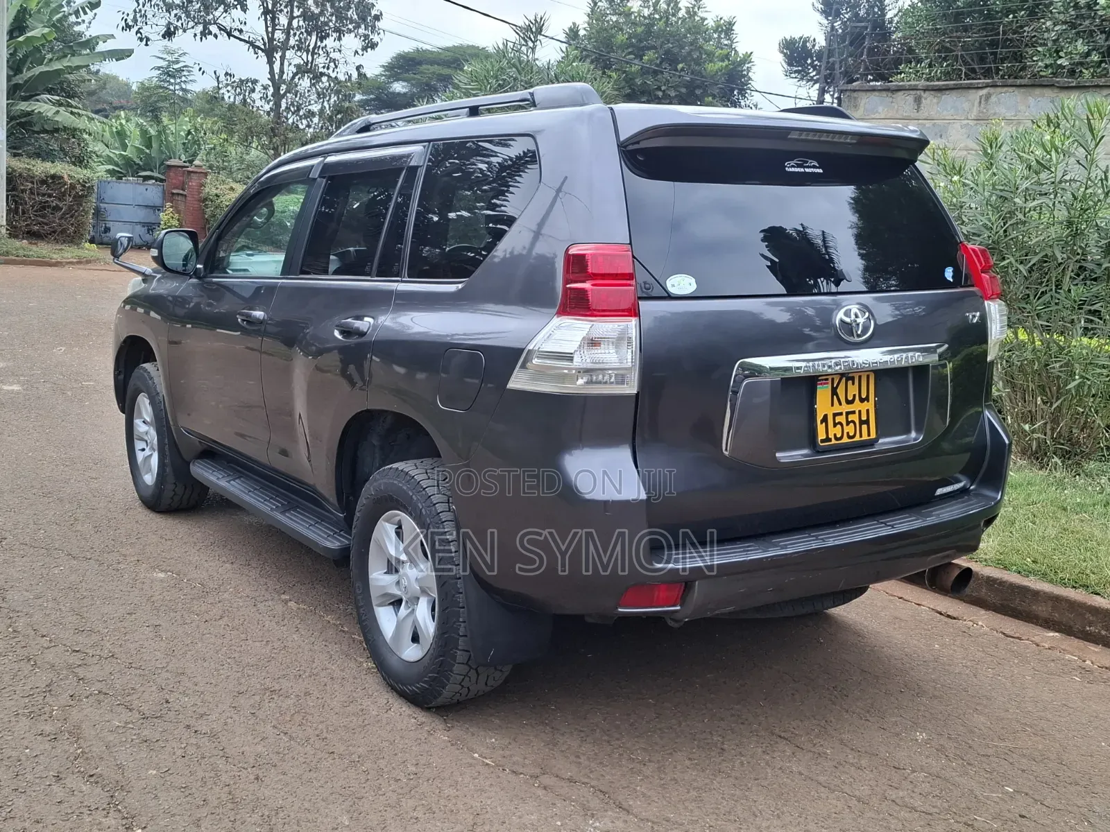 Toyota Land Cruiser Prado 2.7 i 2012 Gray
