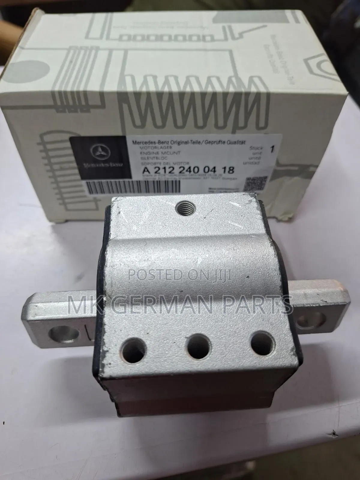 Genuine Mercedes Gearbox Mounting.