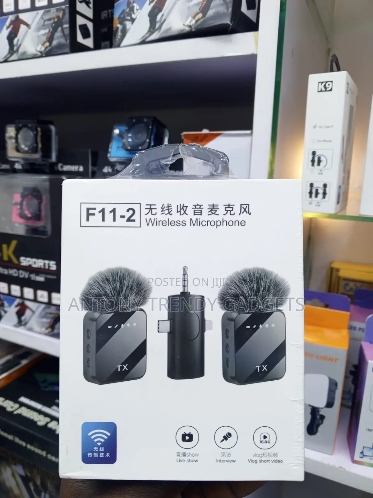 F11-2 Professional Lavalier Microphone With Dual Transmitters