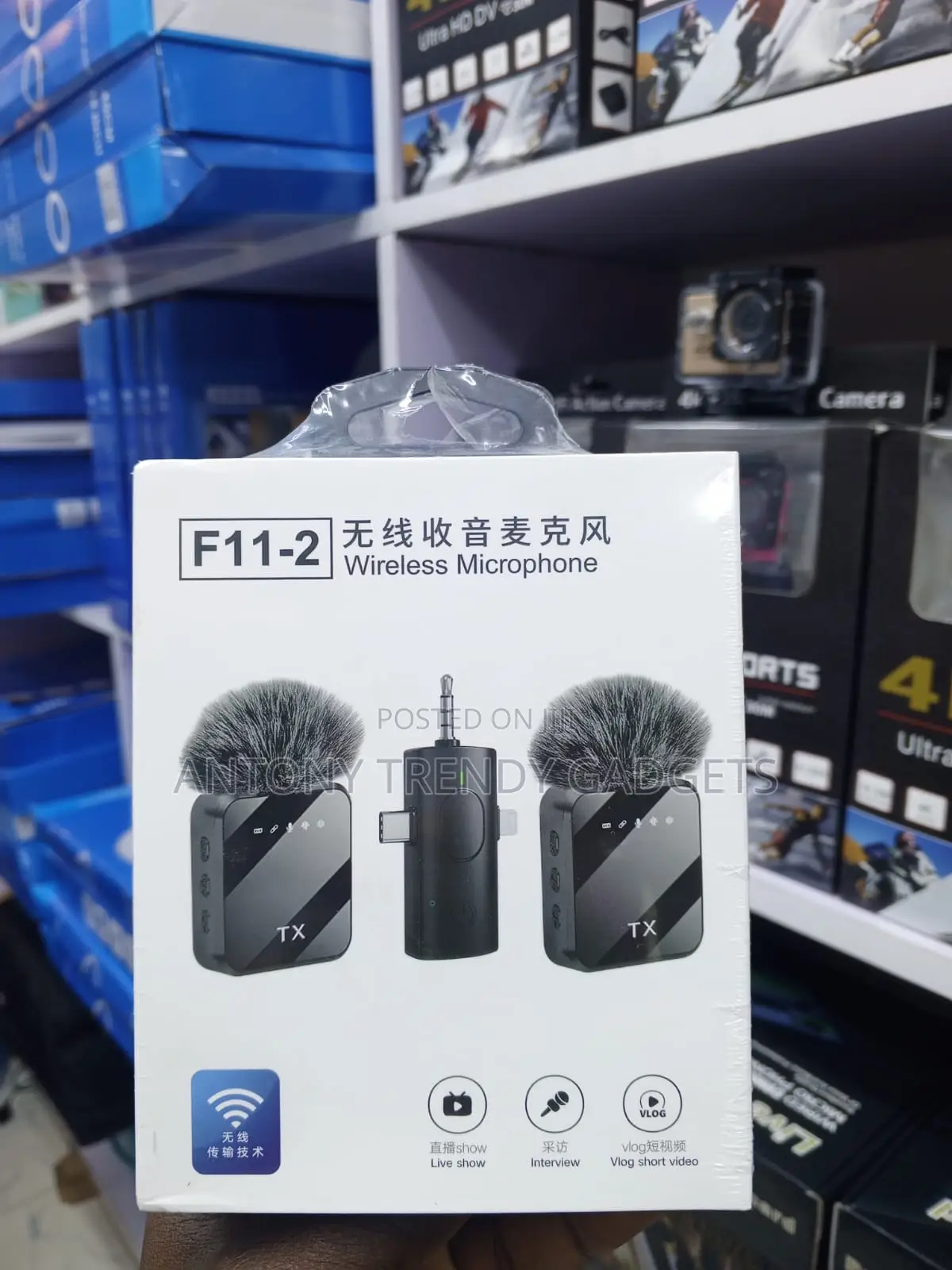 F11-2 Professional Lavalier Microphone With Dual Transmitters
