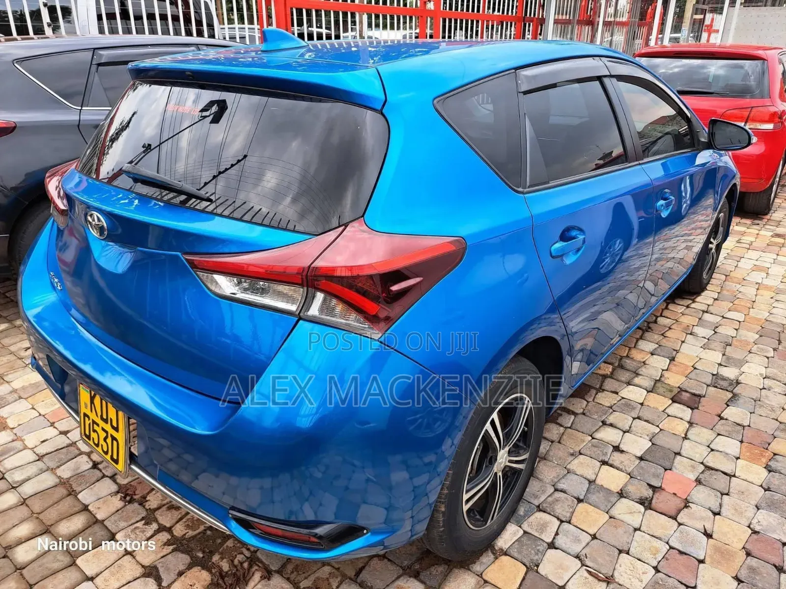 Toyota Auris 2015 Blue