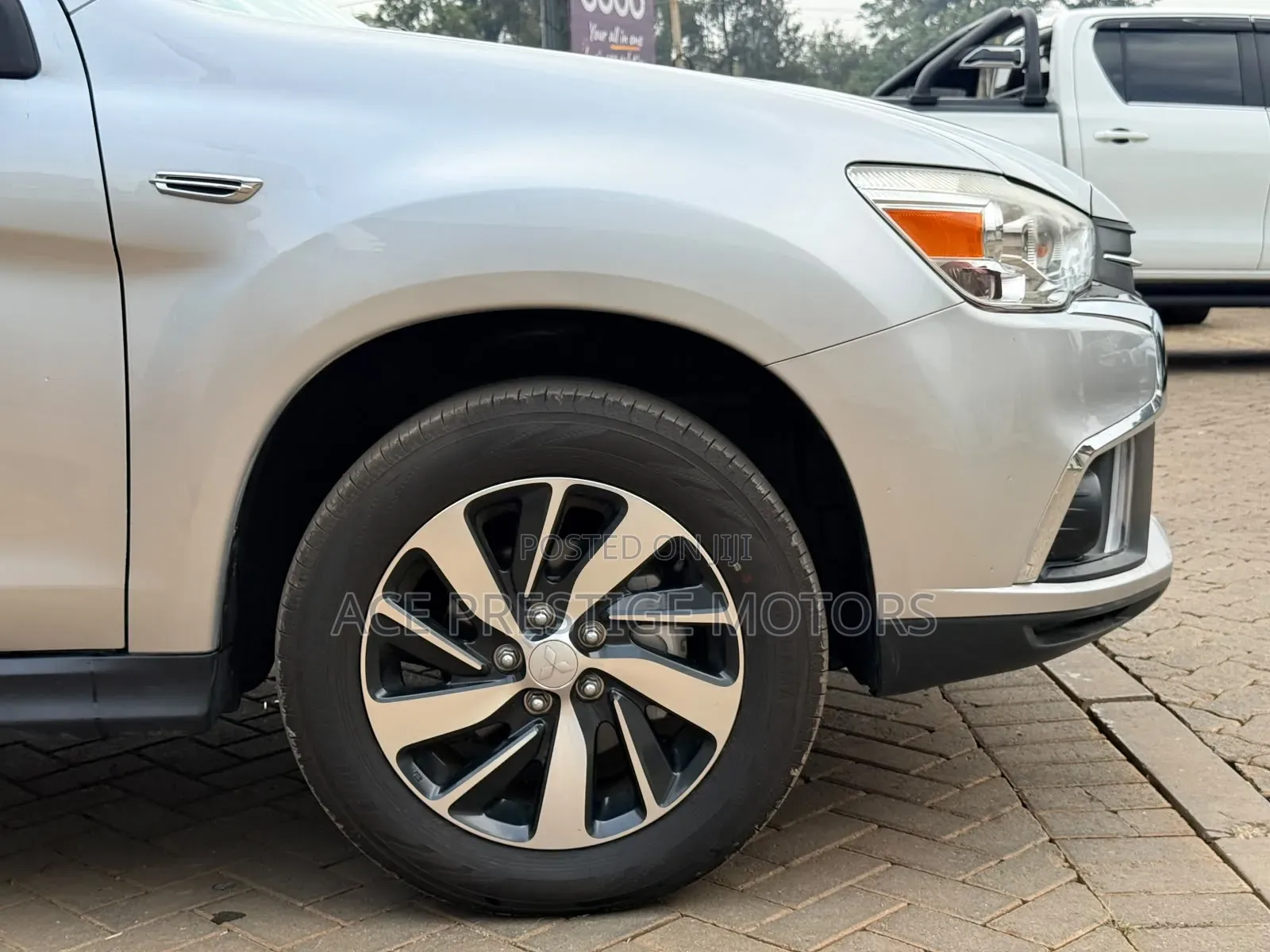 Mitsubishi RVR 2019 Silver