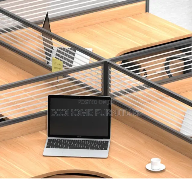 Workstation. L-Shape 4 Station Desk