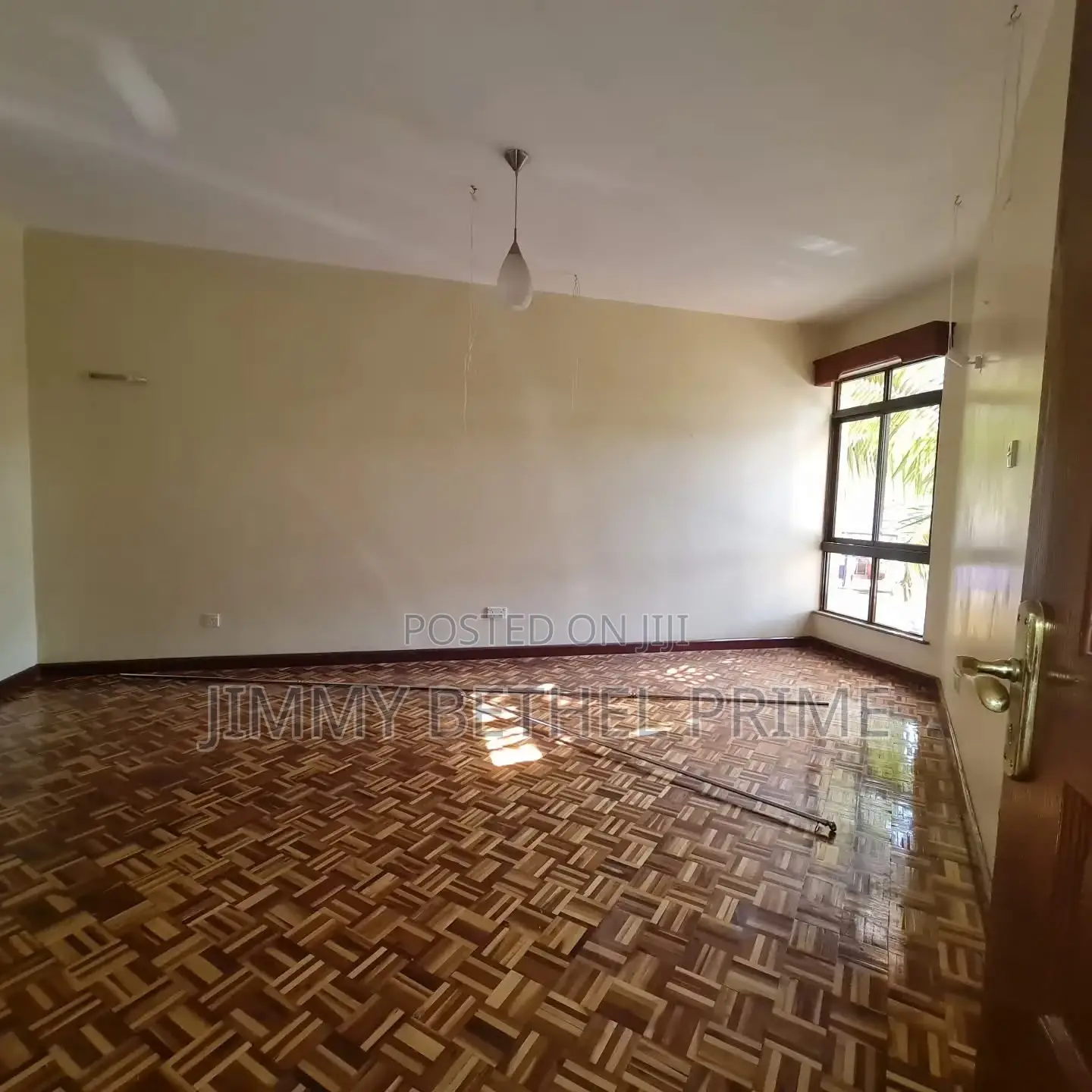 3bdrm Apartment in Raphta Road Area for rent