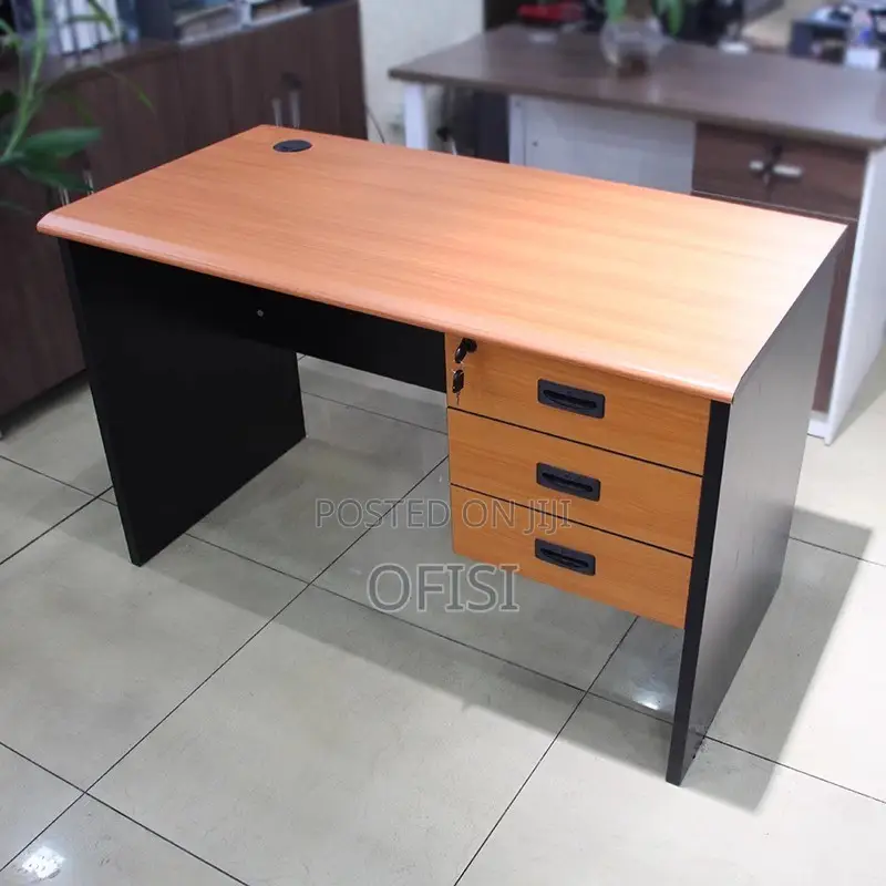 Office Desk; 1.4 Meters Ergonomic Office Desk