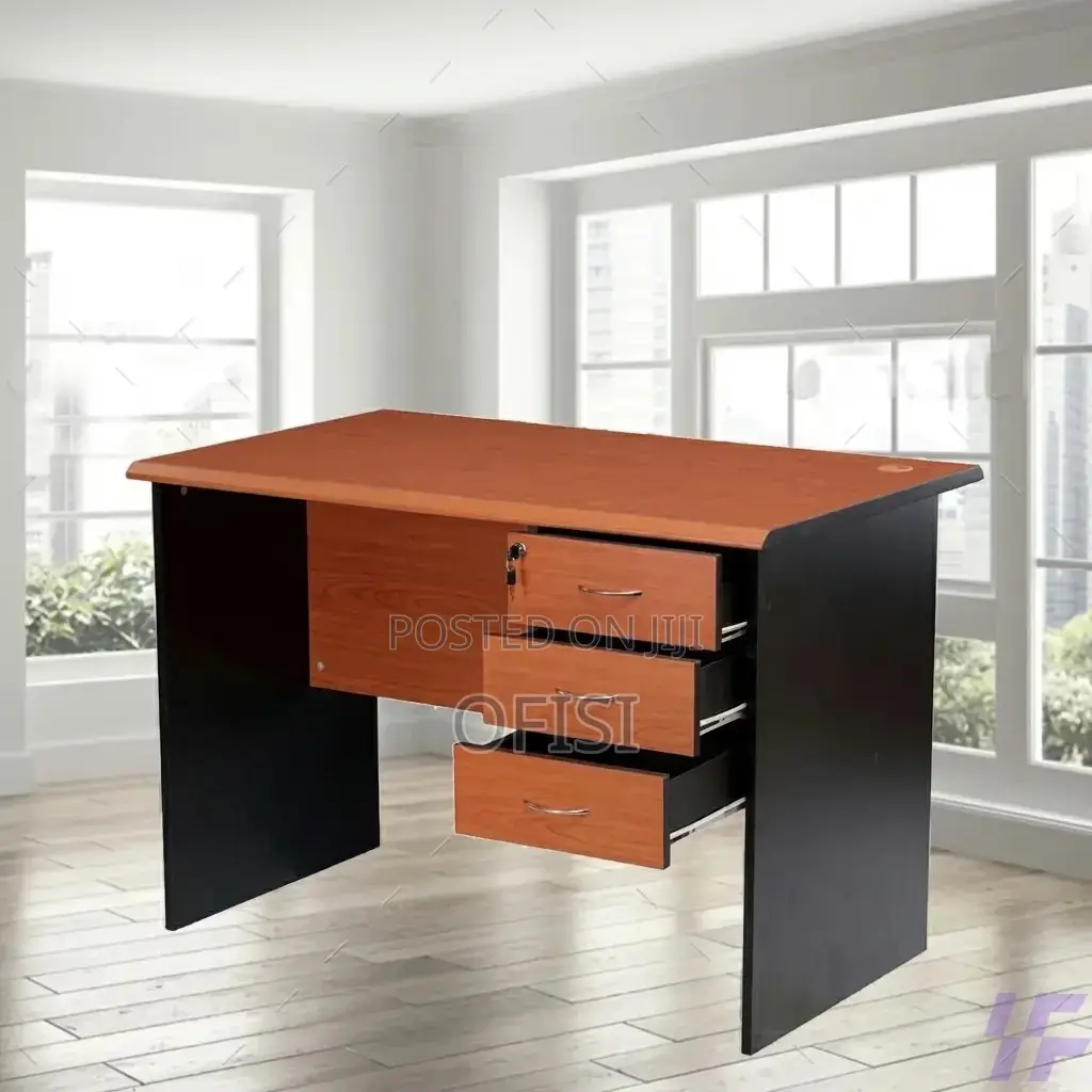 Office Desk; 1.4 Meters Ergonomic Office Desk