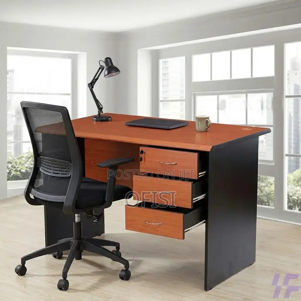 Office Desk; 1.4 Meters Ergonomic Office Desk