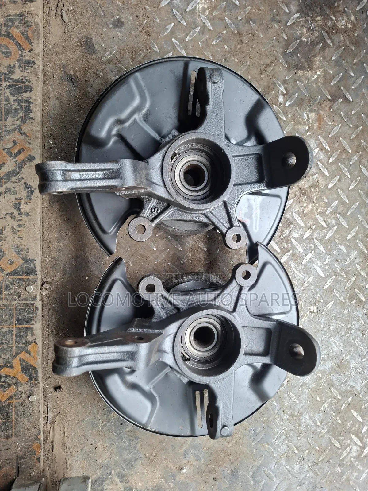 Toyota Rush Front Hub