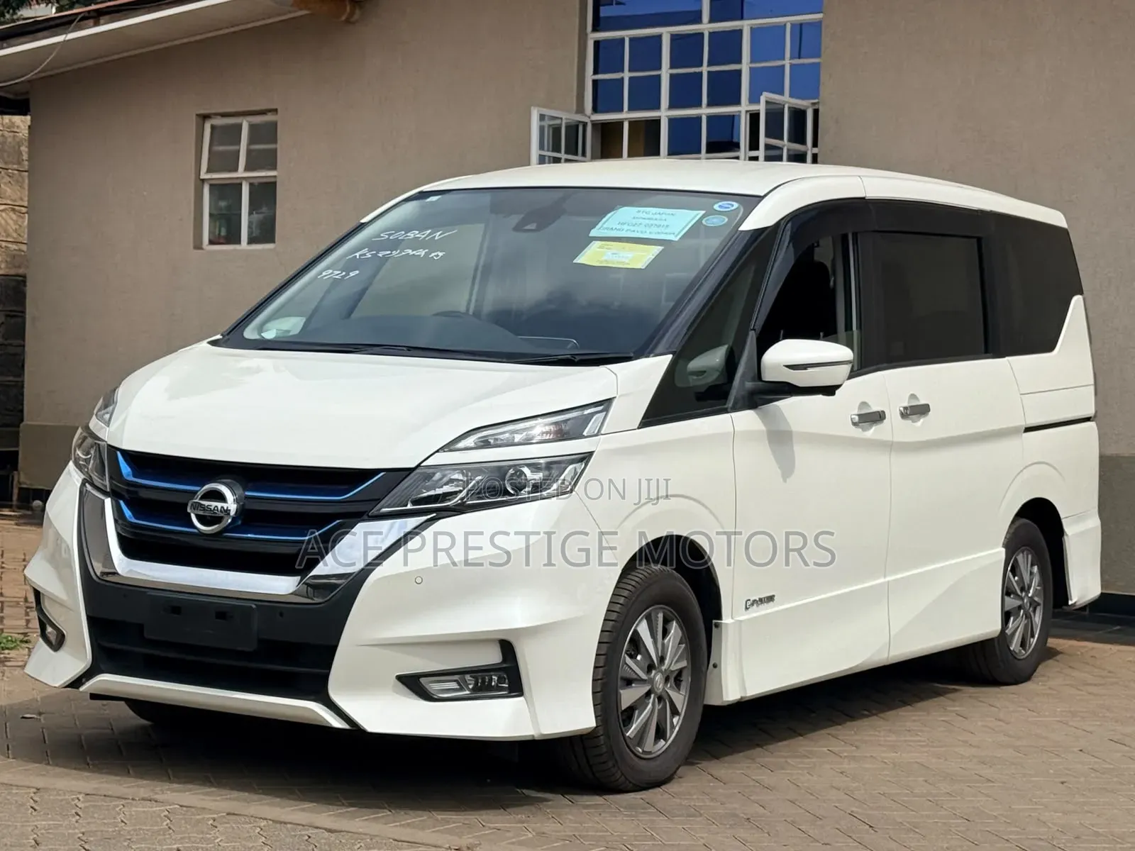 Nissan Serena 2019 White