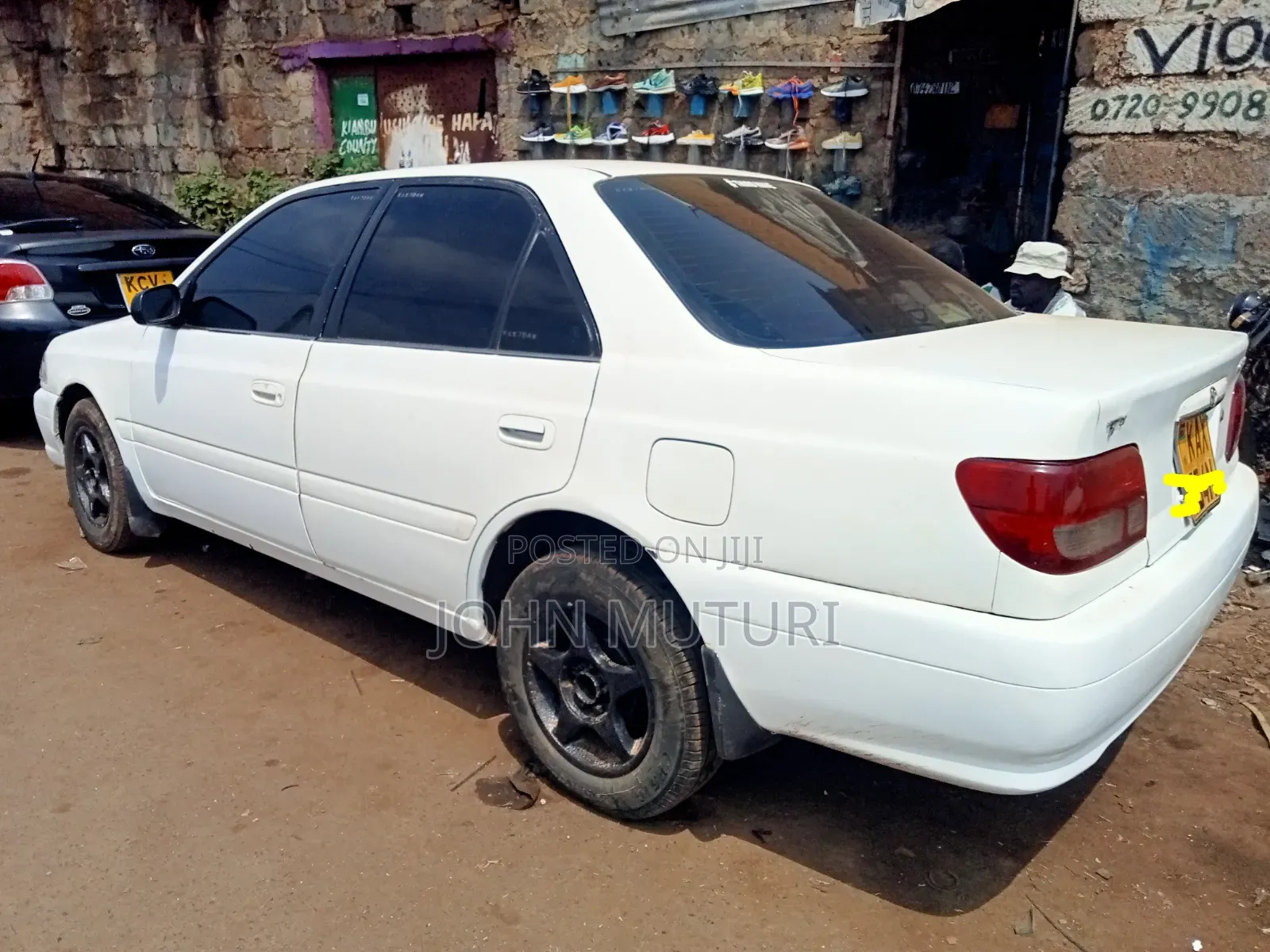 Toyota Carina 1999 White