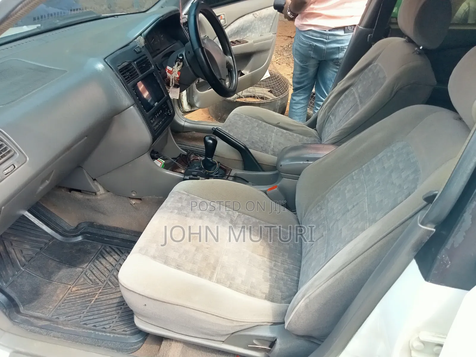 Toyota Carina 1999 White