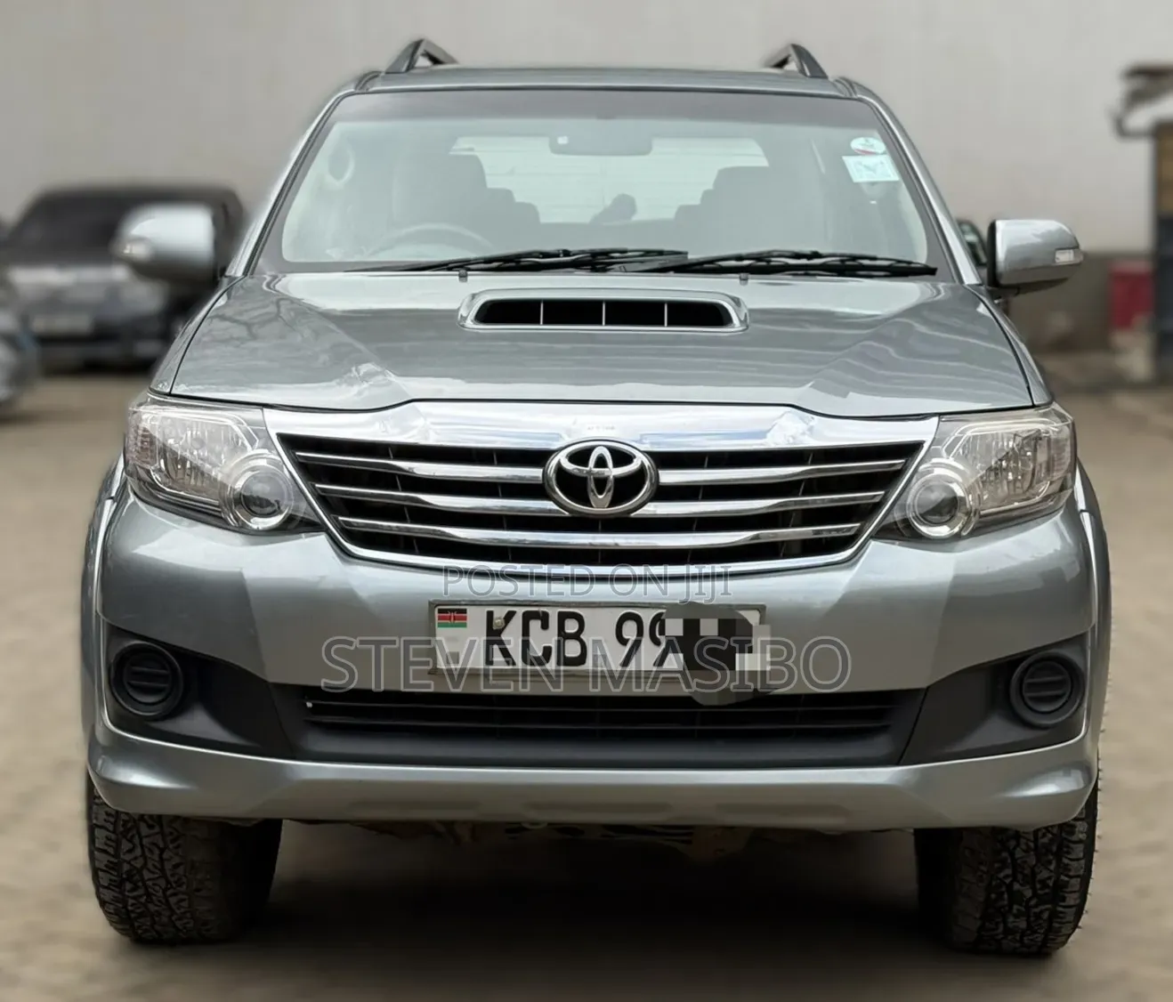 Toyota Fortuner 2.5 D AWD 2014 Silver