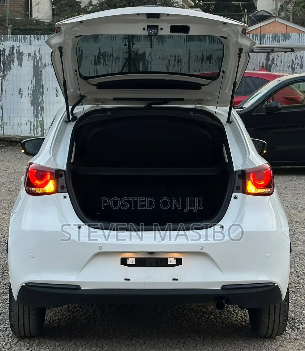 Mazda 2 2020 White