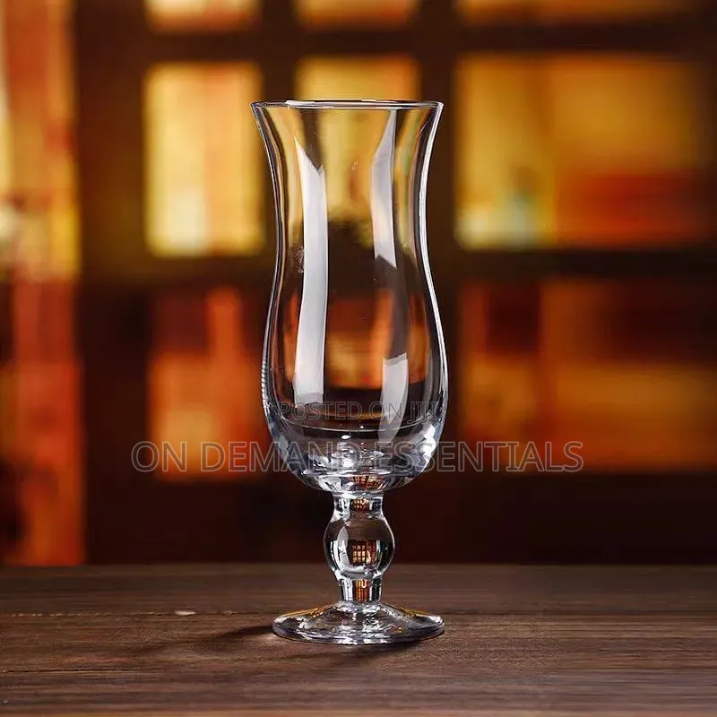 6pcs Clear Hurricane/ Cocktail Glasses
Capacity (450ml)