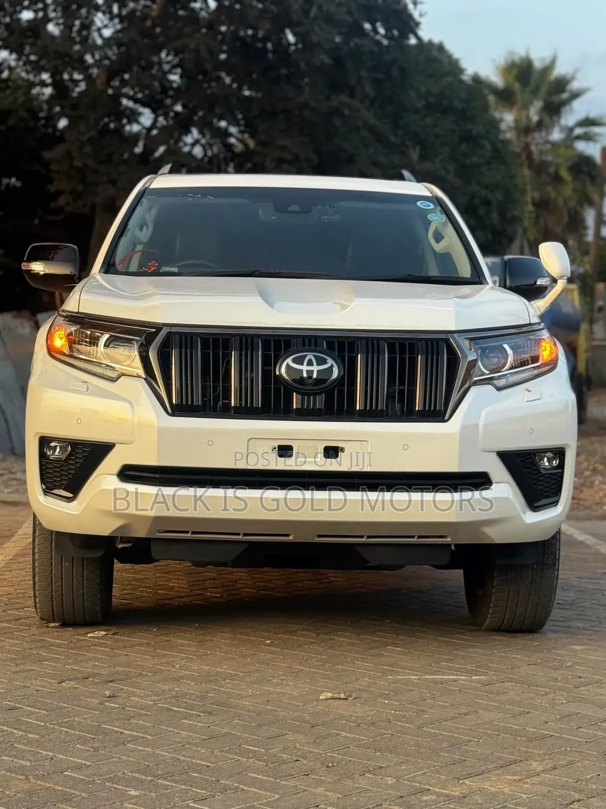 Toyota Land Cruiser Prado 2021 White
