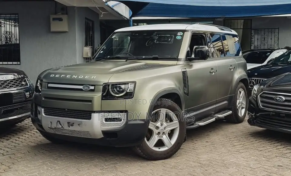 Land Rover Defender 2022 Green