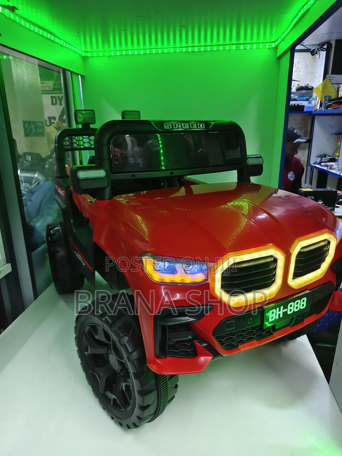 Kids Luxury Electric Ride-on Car – Premium Rechargeable Toy Car
