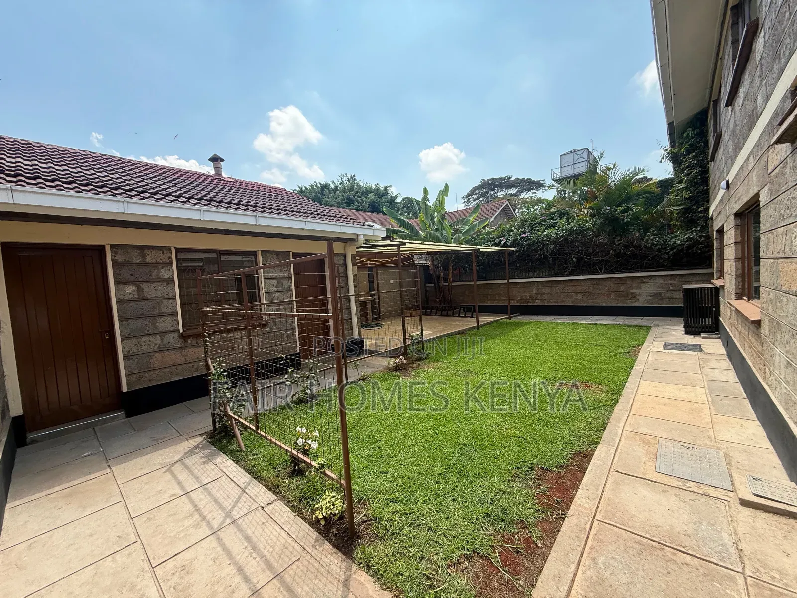 4bdrm Townhouse / Terrace in Riara Road, Maziwa for rent