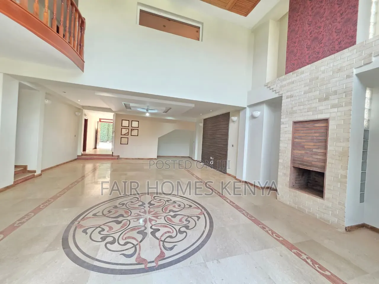 5bdrm Townhouse / Terrace in Convent Drive, Muthangari for rent