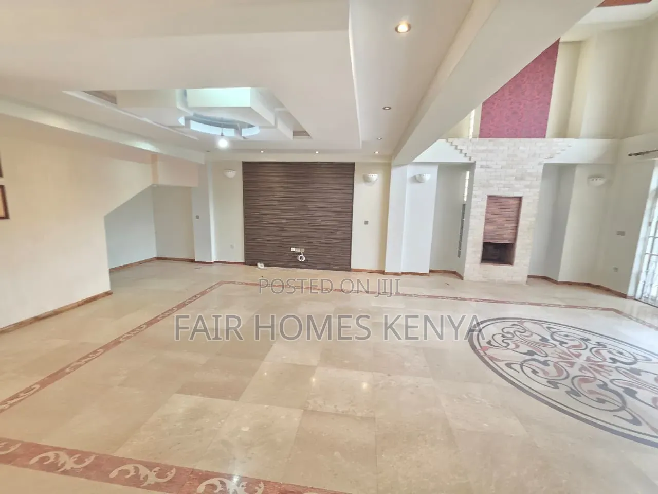 5bdrm Townhouse / Terrace in Convent Drive, Muthangari for rent