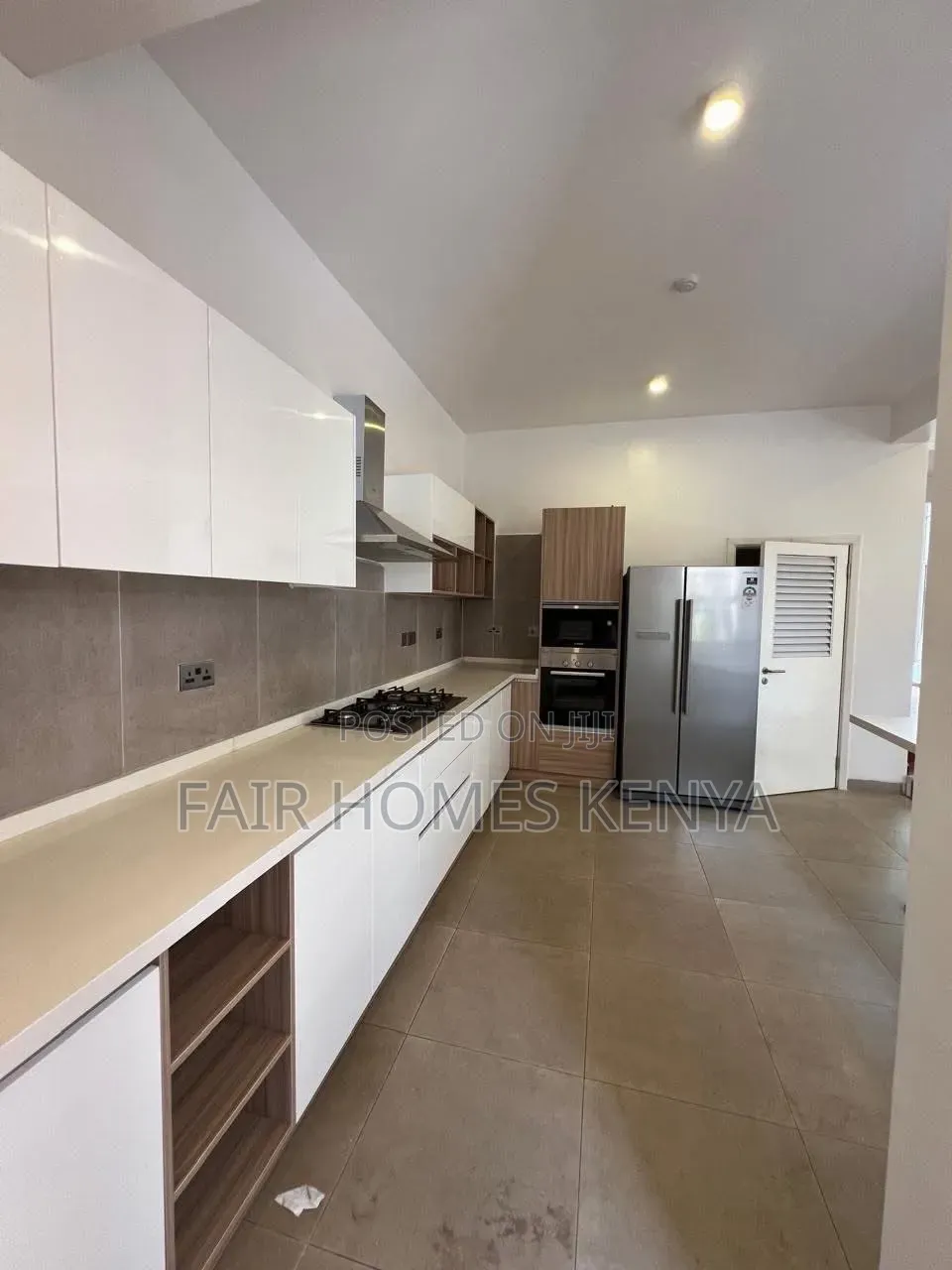 4bdrm Townhouse / Terrace in Kabasiran Avenue, Muthangari for rent