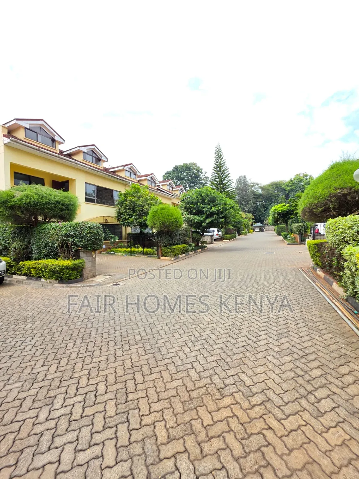 5bdrm Townhouse / Terrace in Gitanga Road, Maziwa for rent