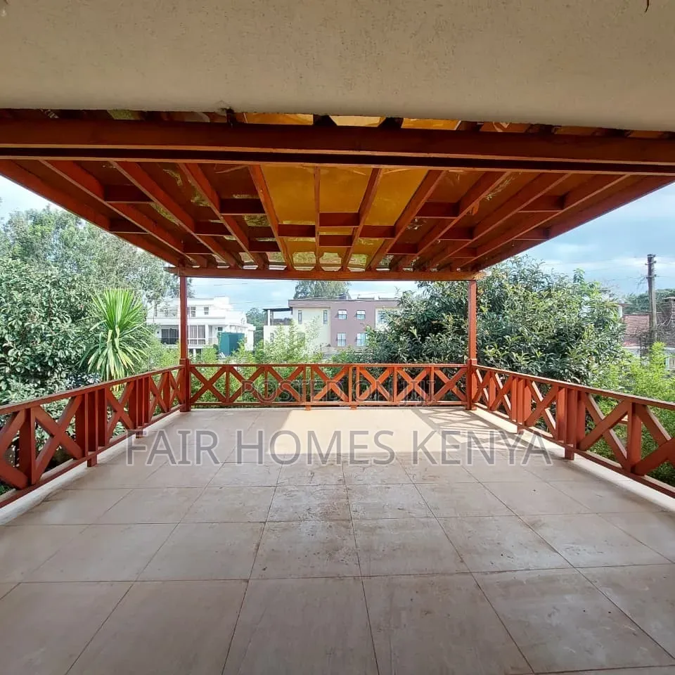 5bdrm Townhouse / Terrace in Convent Drive, Muthangari for rent